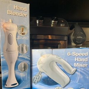 Hand blender and 6 speed hand mixer